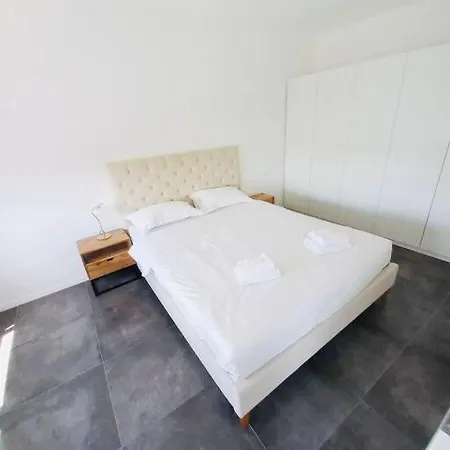 Large One Bedroom In Center With Terrace & Parking Luxembourg